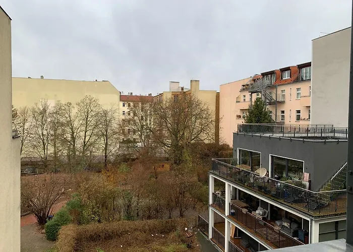 Just Berlin - Wohnung Fuer Bis Zu 12 Personen